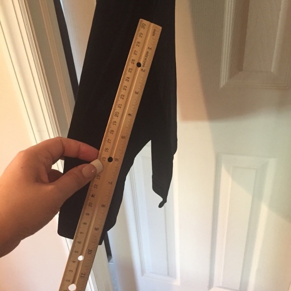 Black velvet dress by BCBG SIZE XSMALL - Picture 4 of 5